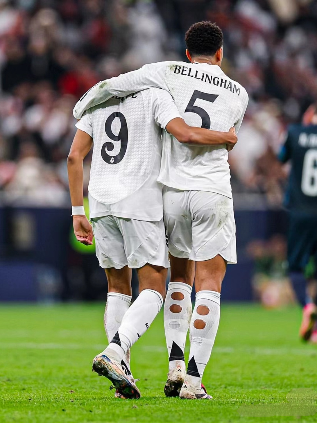 年某场国际 年某场国际